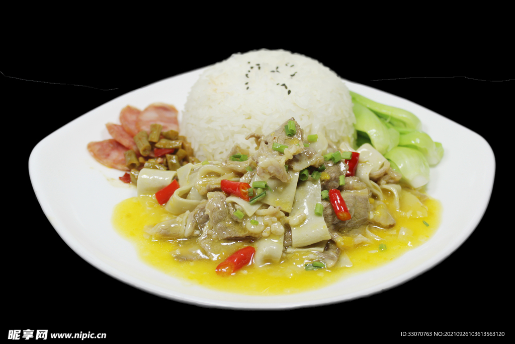 酸汤肥牛盖浇饭