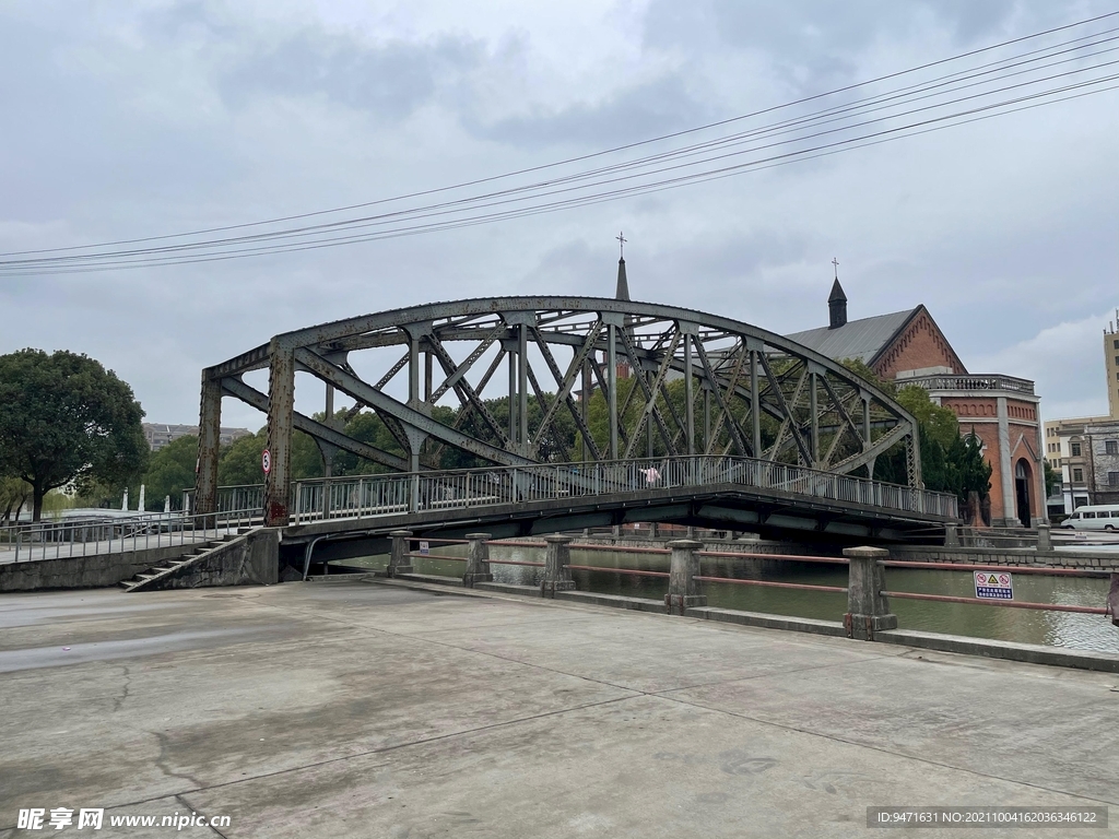 上海影视乐园旧式铁桥