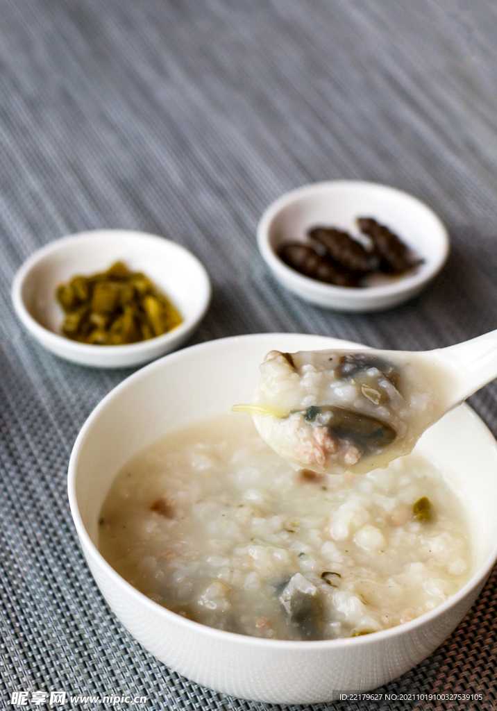皮蛋瘦肉粥