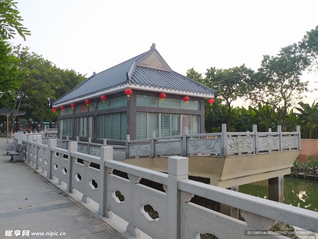 麻二公园 曲艺凉亭