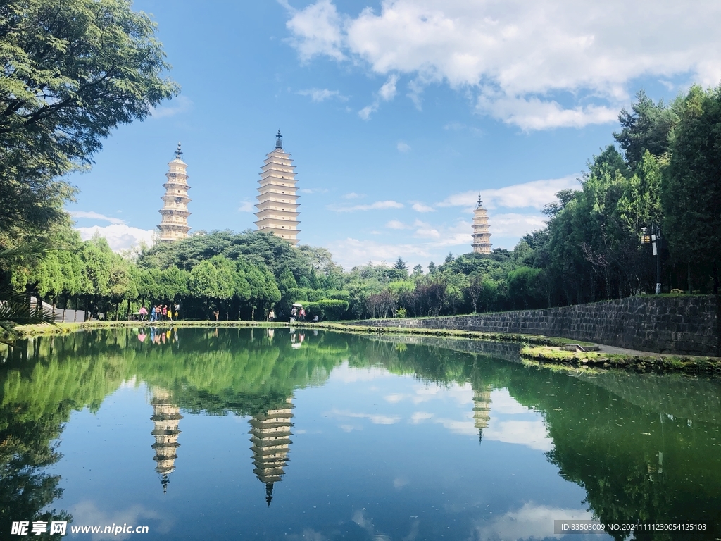 云南大理崇圣寺三塔