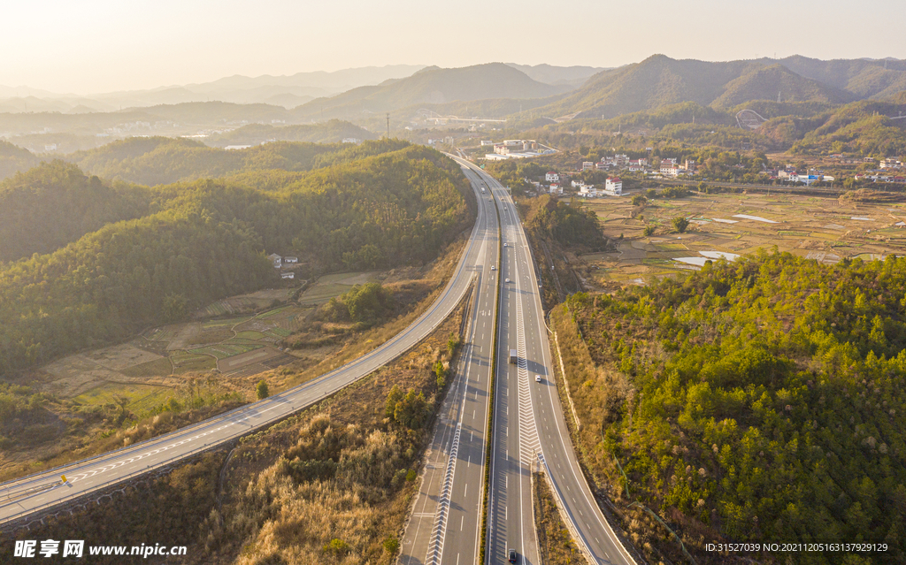 高速公路摄影图