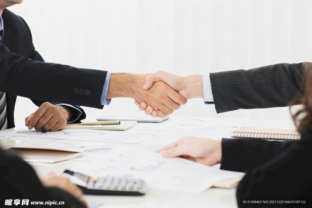 商务握手