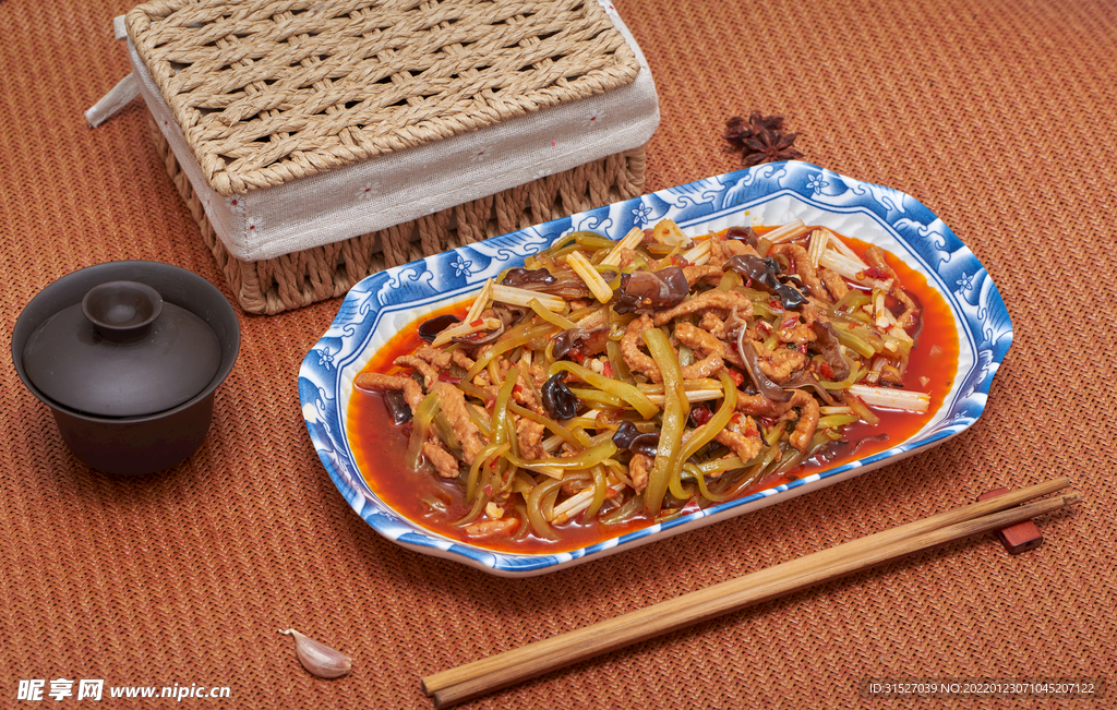 鱼香肉丝摄影图