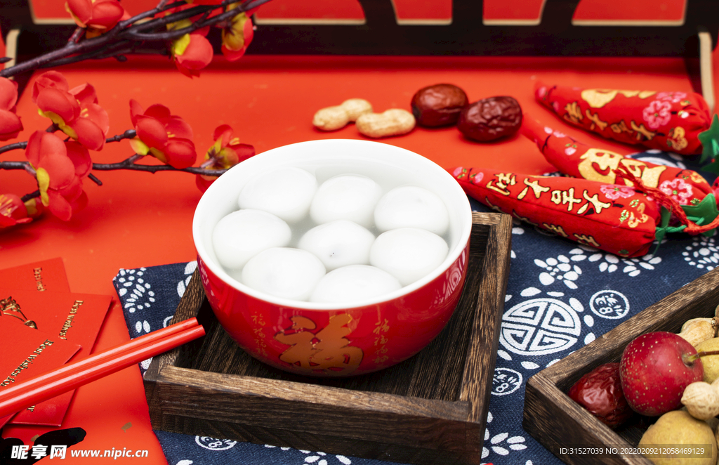 喜庆元宵汤圆摄影图