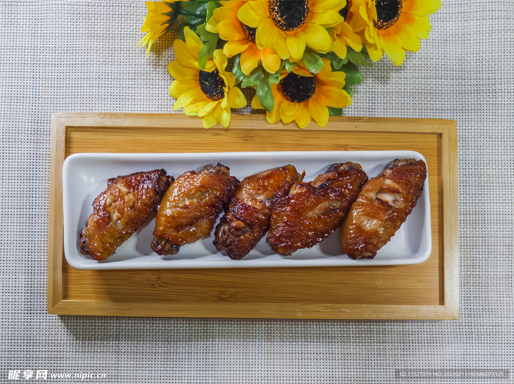 烤鸡翅高清大图