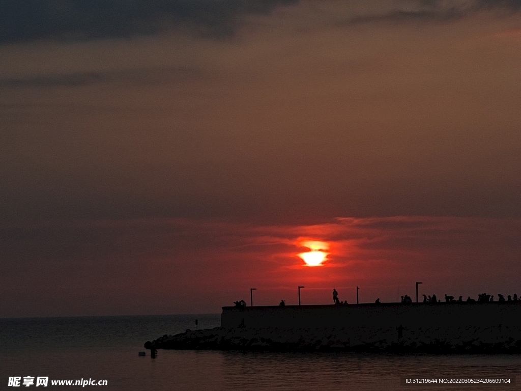 海边落日