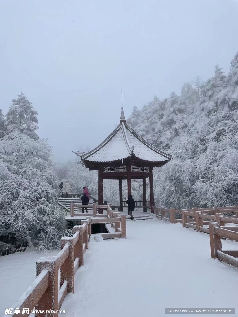 峨眉雪景