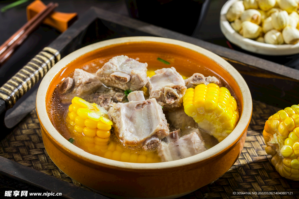 玉米排骨汤