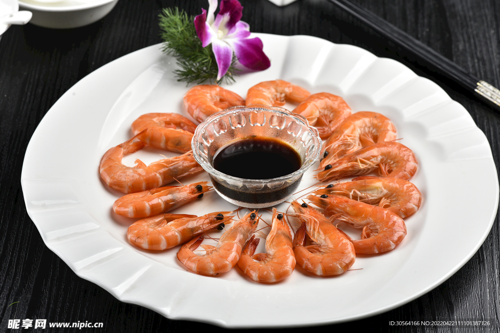 基围虾大虾摆盘美食