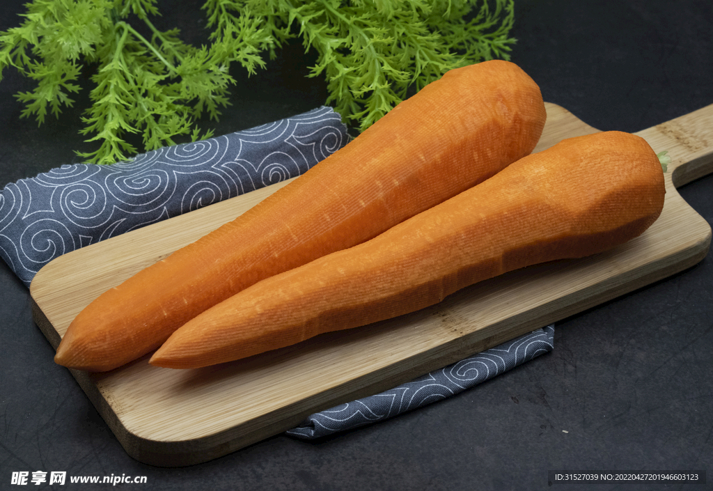 新鲜胡萝卜图