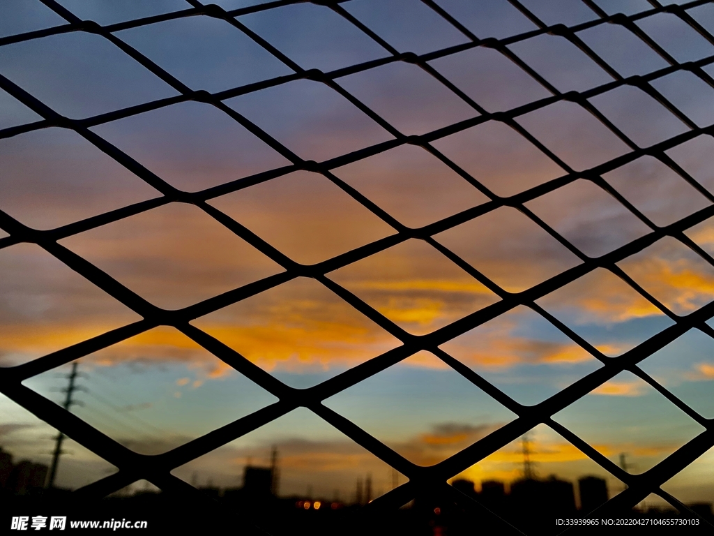 格子外夕阳