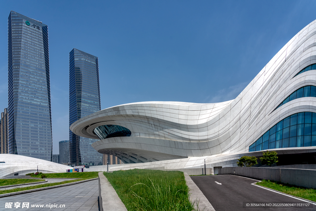 户外城市几何建筑