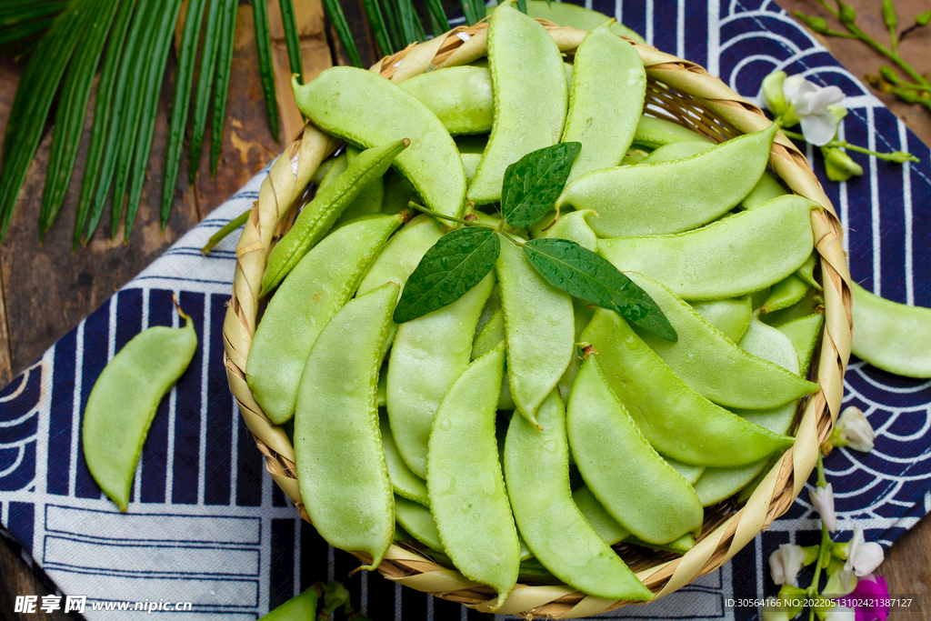 新鲜扁豆食材
