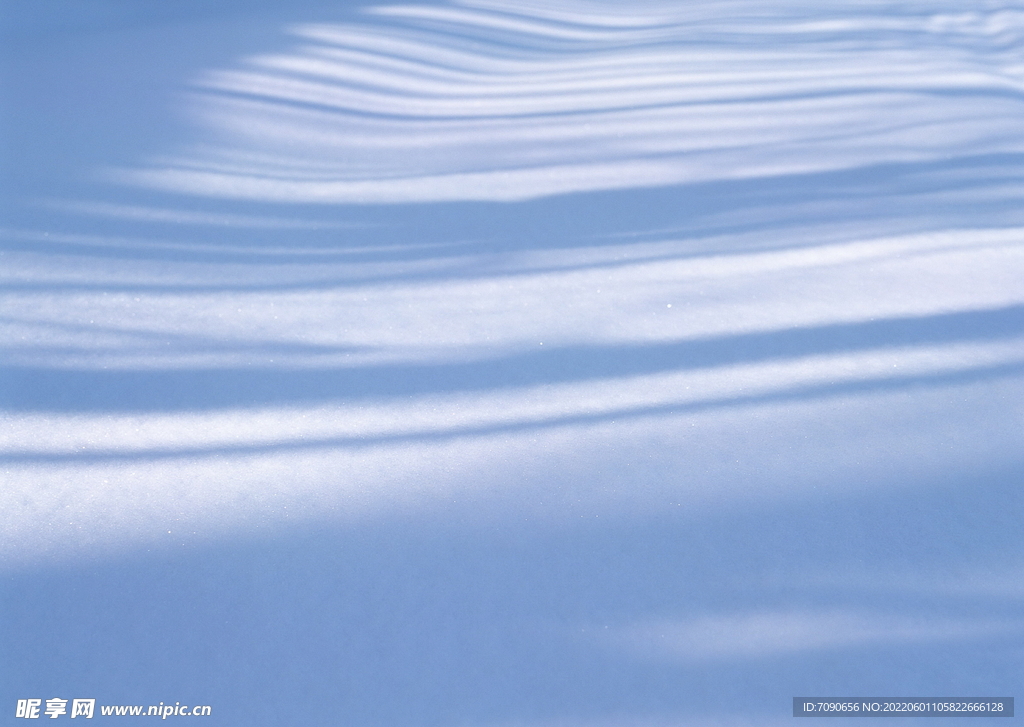 万籁俱寂的冬季    