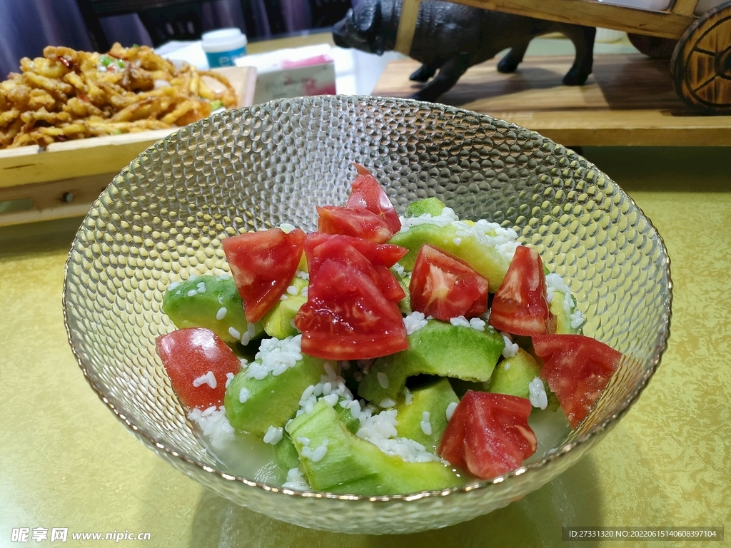 凉拌酥瓜西红柿