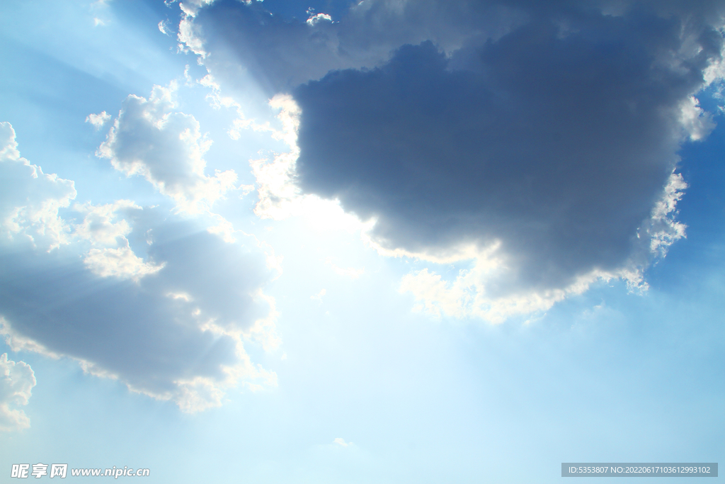 阳光云层