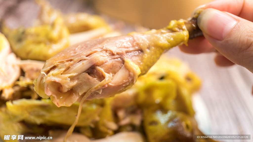 手撕鸡腿美食
