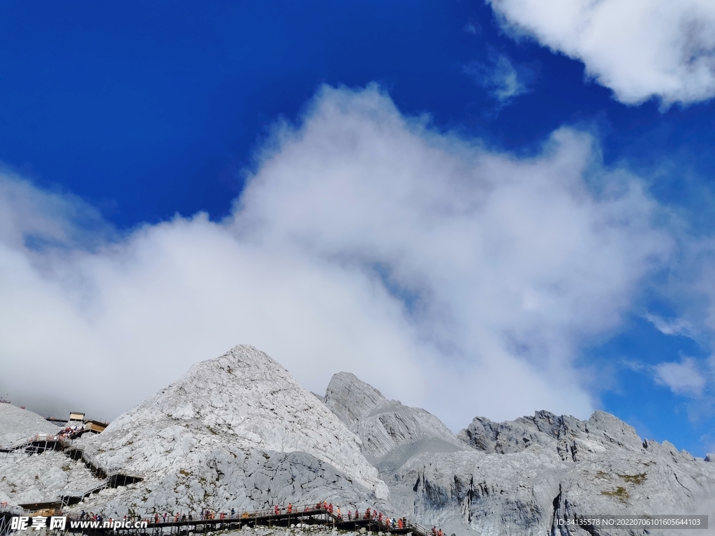玉龙雪山