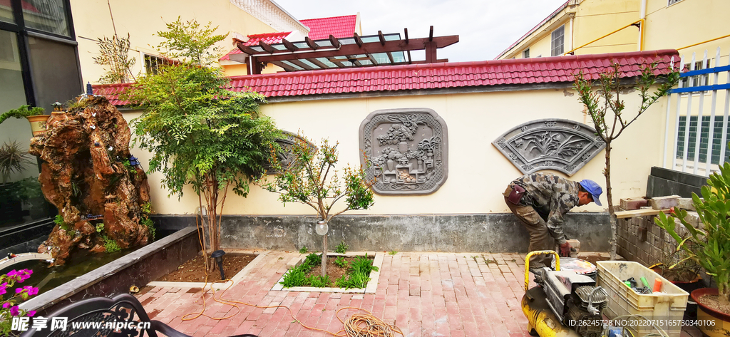 四合院围墙砖雕