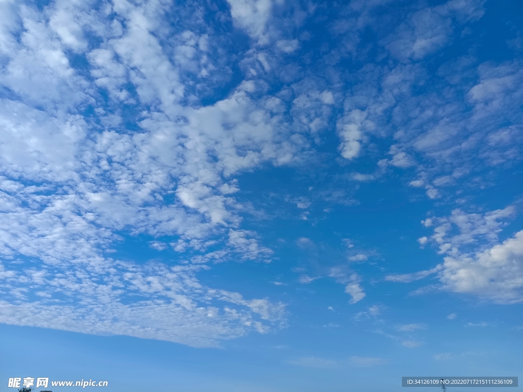 蓝天图片