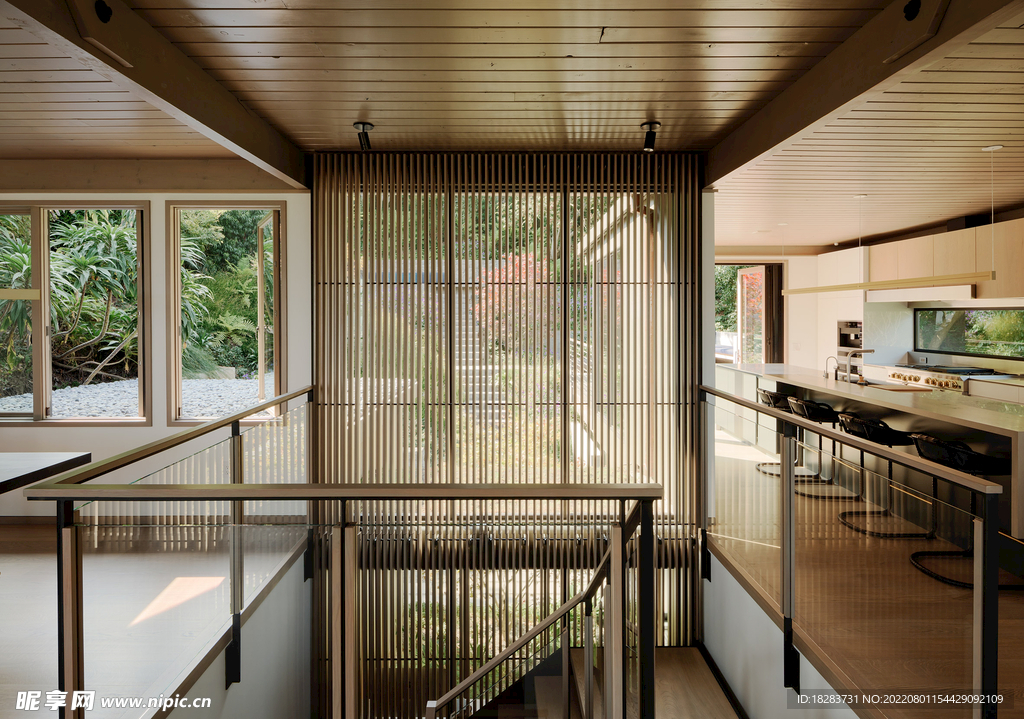 阶梯式花园别墅-带分层花园 