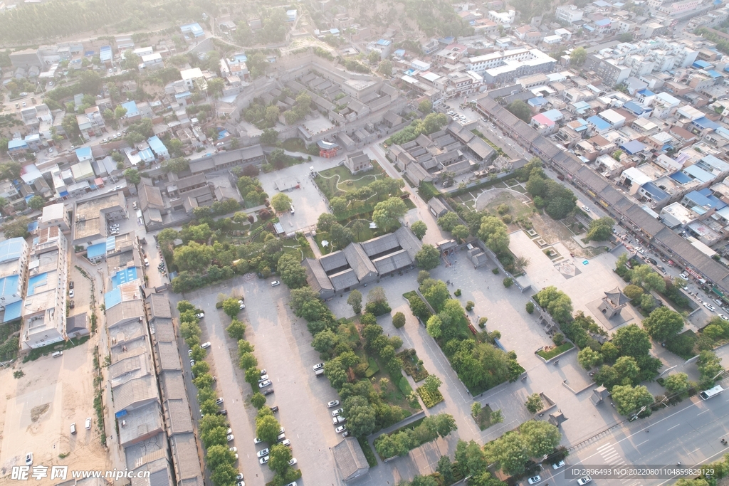 康百万庄园航拍图