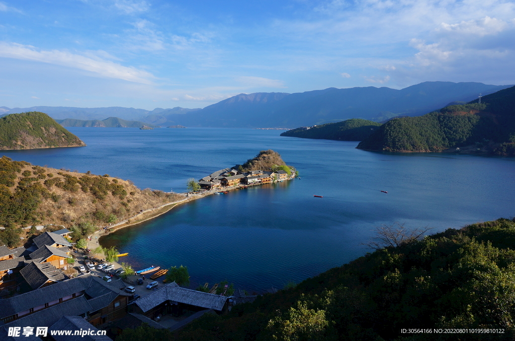 户外海边海水礁石自然