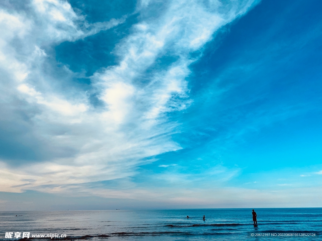 天空 云 蓝天 大海