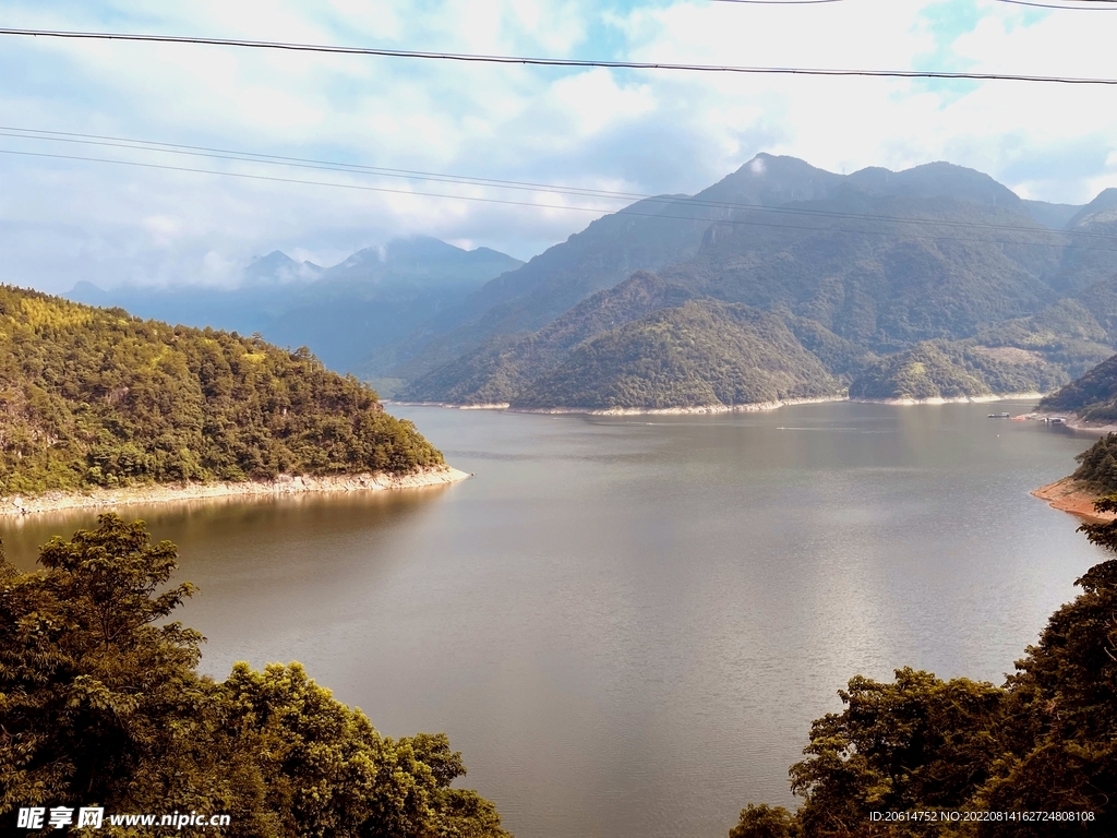 美丽的大山大河