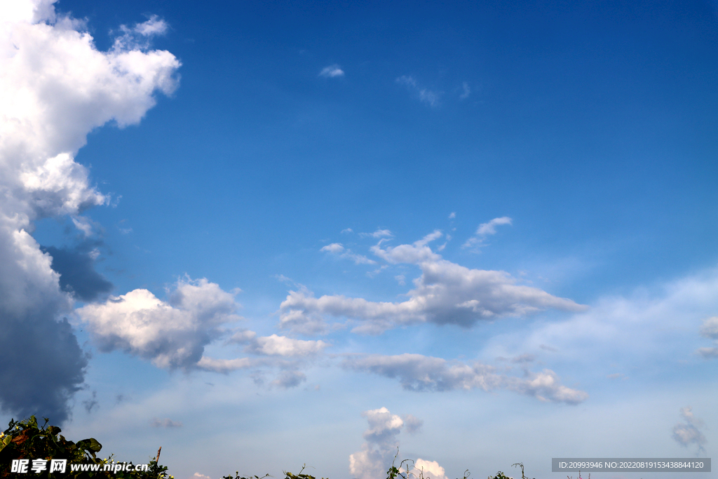 蓝天白云