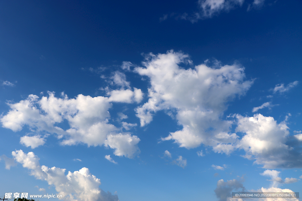 蓝天白云