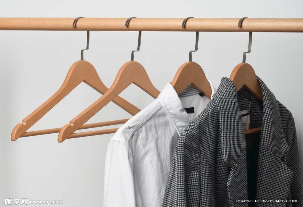 服装店木质衣架
