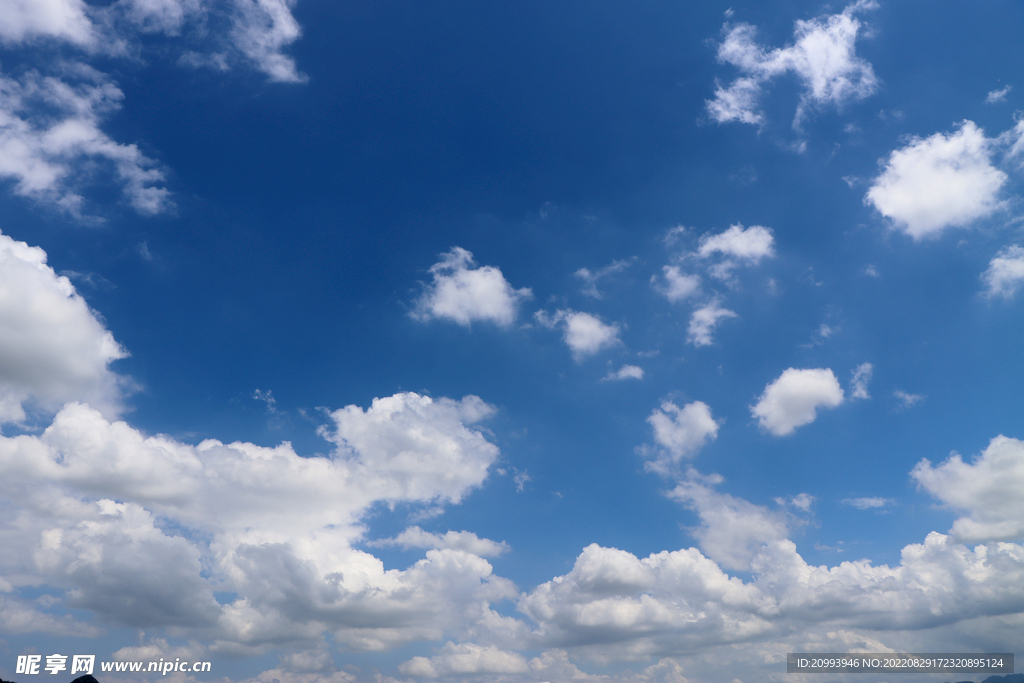 蓝天白云