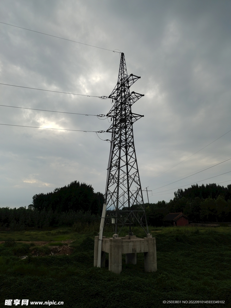 电网铁塔 