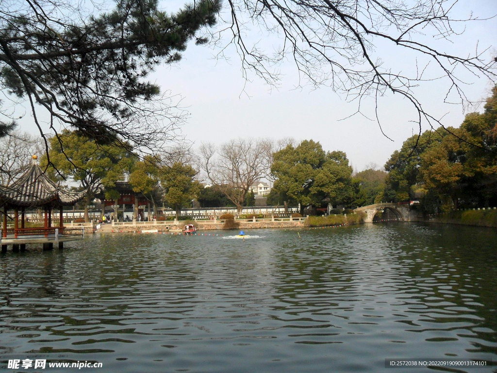 上海汇龙潭公园