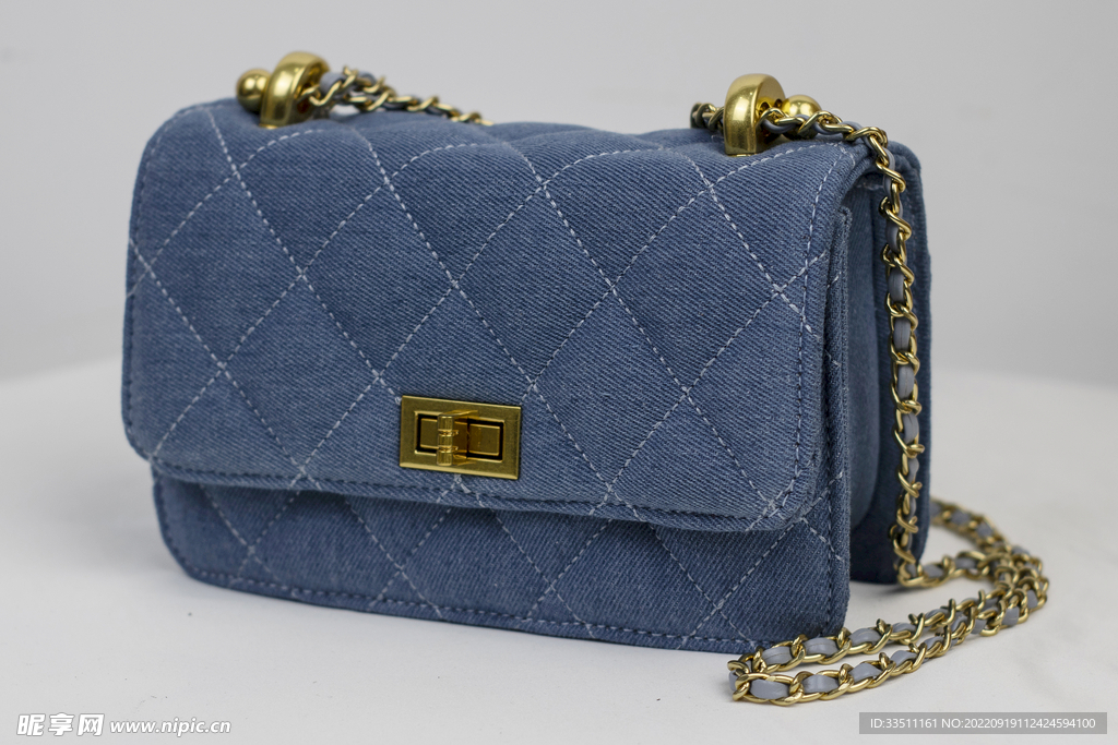 女包服饰配件细节白底图