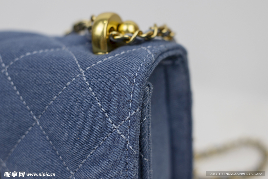 女包服饰配件细节白底图