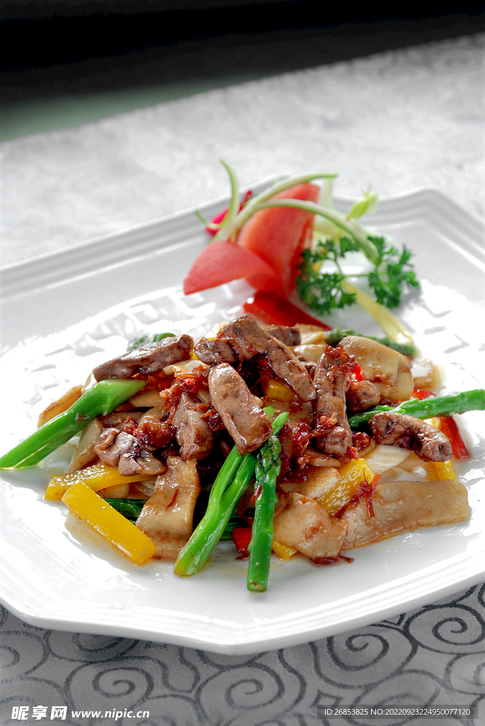 清酒鹅肝爆鲜菌