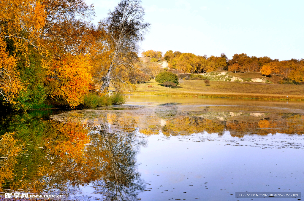 乌兰布统公主湖
