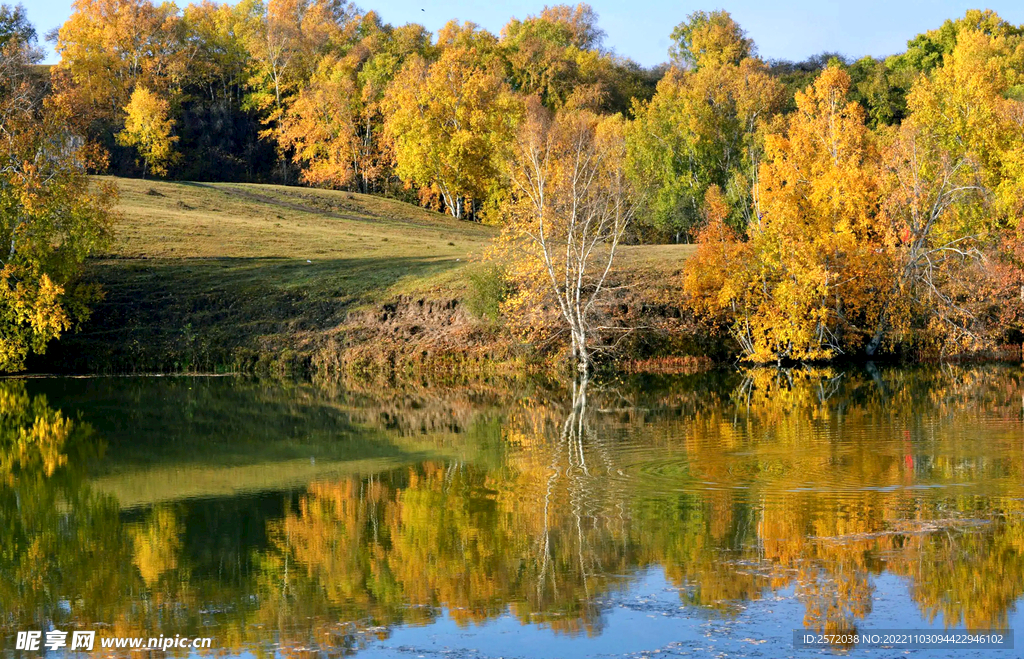 乌兰布统公主湖