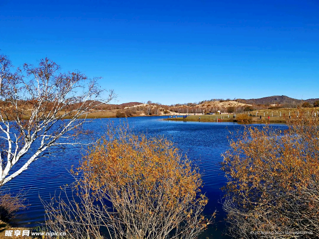 乌兰布统公主湖