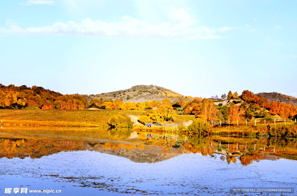 乌兰布统公主湖