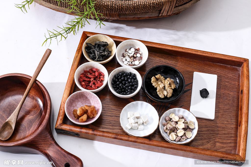 核桃芡实云苓汤