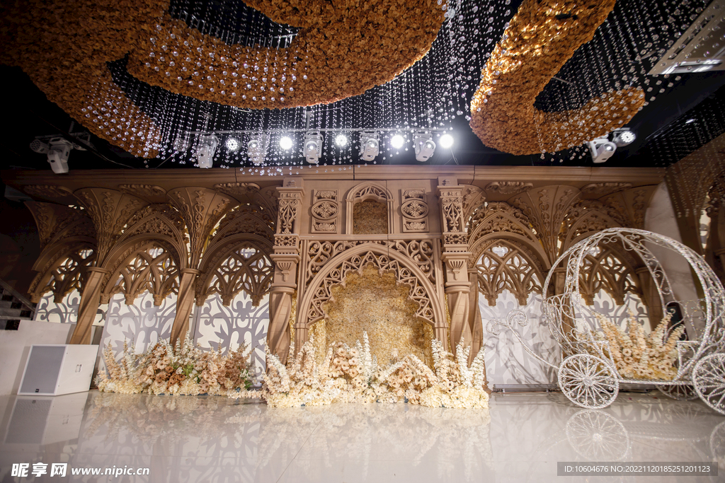 香槟婚礼堂照片