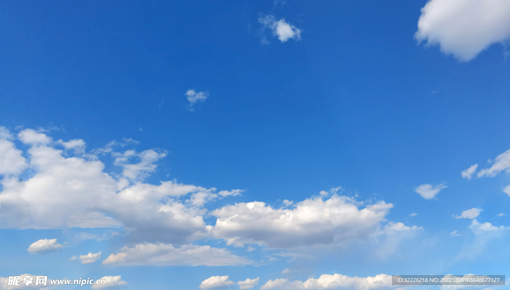 蓝天背景