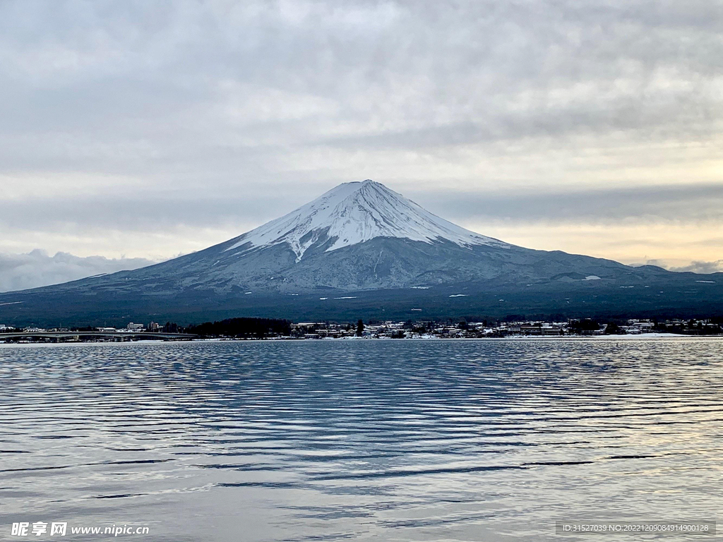 美丽的富士山
