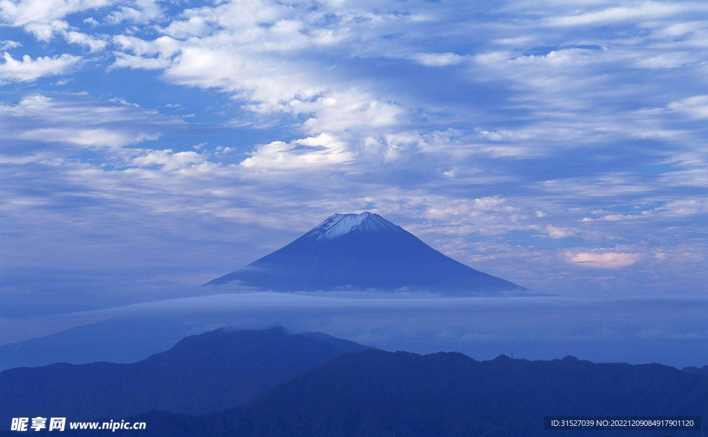 壮观的日本富士山