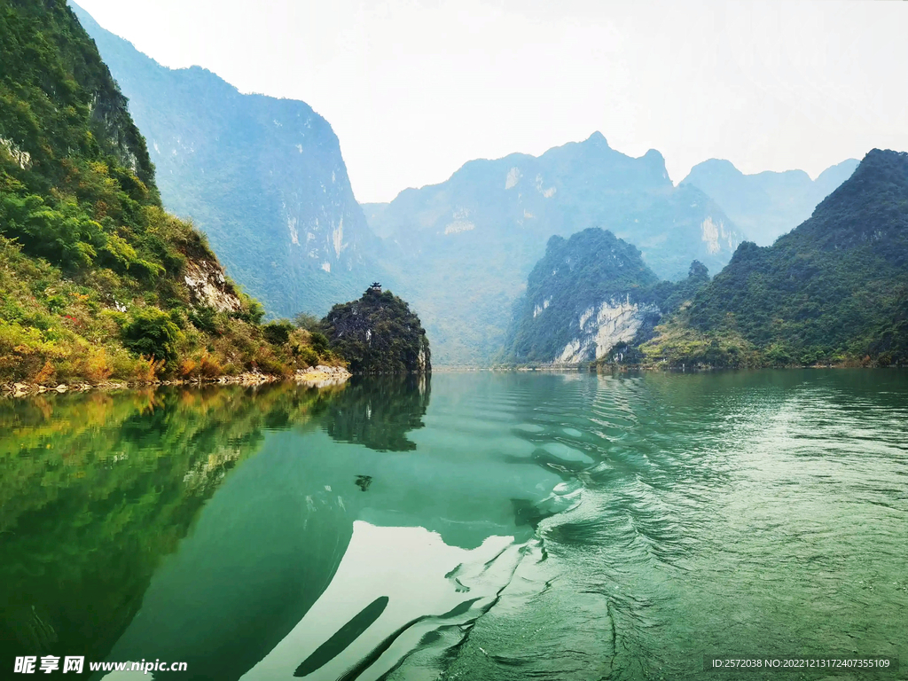 广西凌云浩坤湖湿地