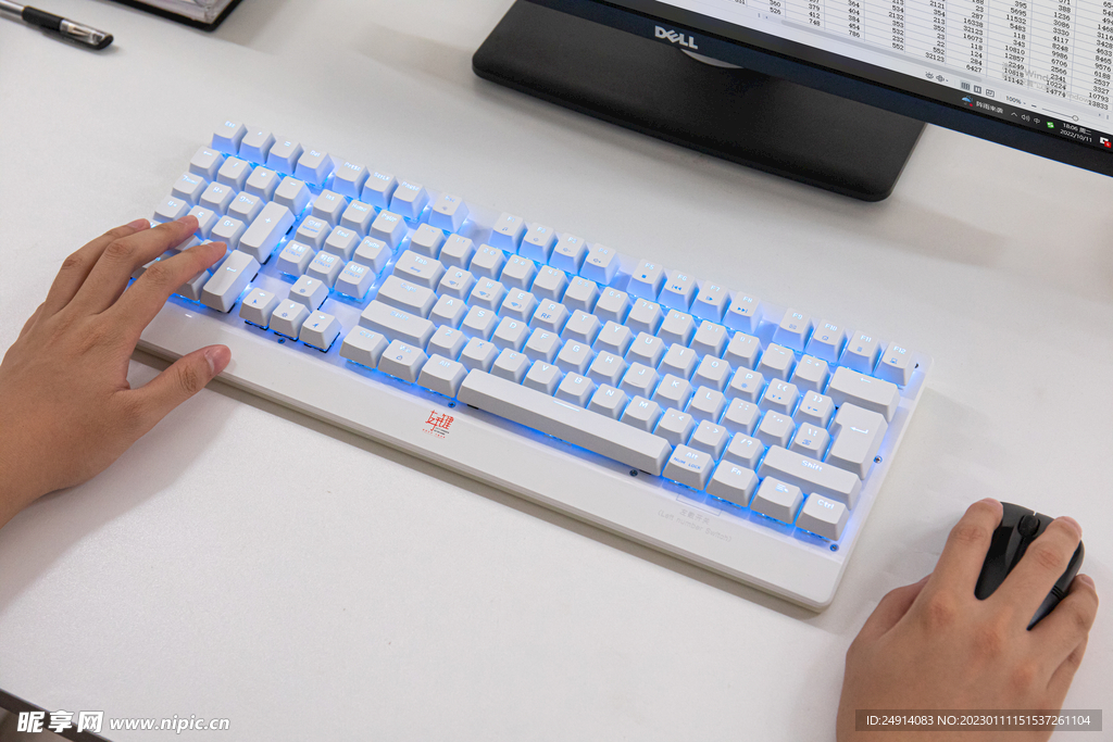 泽溢左手机械键盘三模版